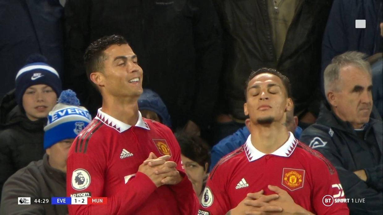 曼联拒绝贝蒂斯2000万求购安东尼，曝拉爵想卖半亿！C罗或成救星